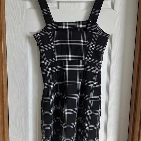 H&M Black and White Checkered Mini Dress - Picture 3 of 8